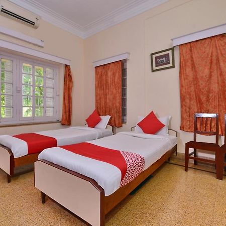 Oyo 10826 Sona Guest House 콜카타 외부 사진
