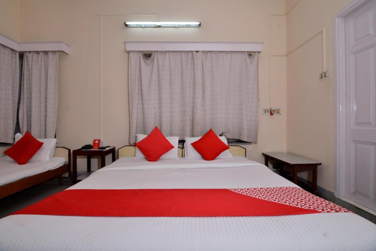 Oyo 10826 Sona Guest House 콜카타 외부 사진